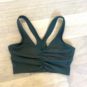 ‘Wild Thing’ sports bra || xs || alo